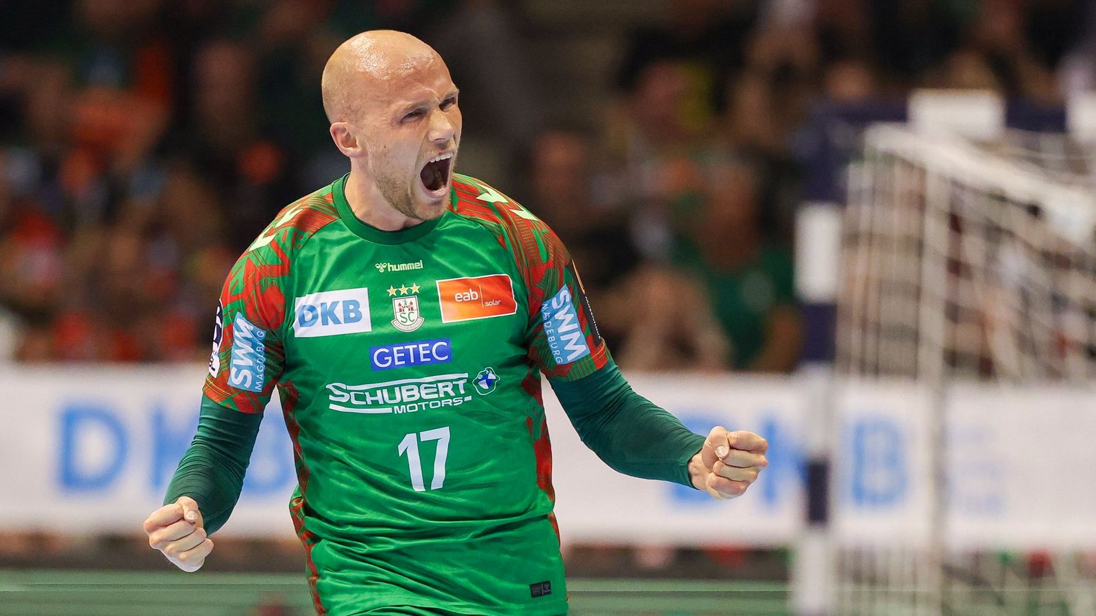 Tim Hornke vom SC Magdeburg reagiert beim Spiel gegen SG Flensburg-Handewitt.Foto: Jan Woitas/dpa