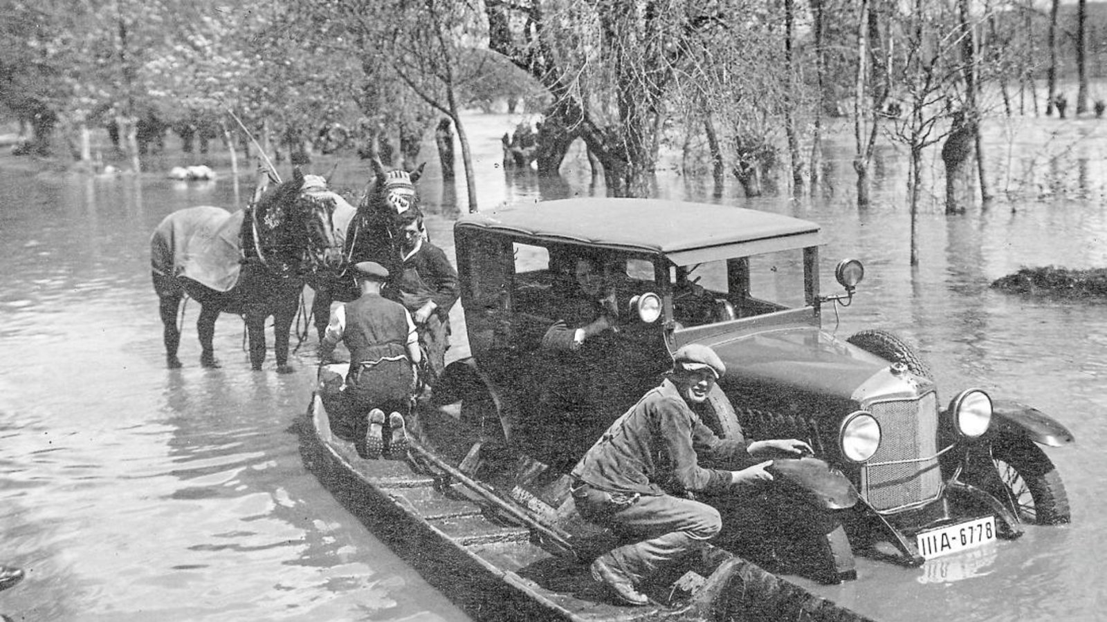 Mai 1931, Hochwasser zwischen Bissingen und Untermberg. Foto. Hartlaub Mai 1931, Hochwasser zwischen Bissingen und Untermberg. Foto. Hartlaub