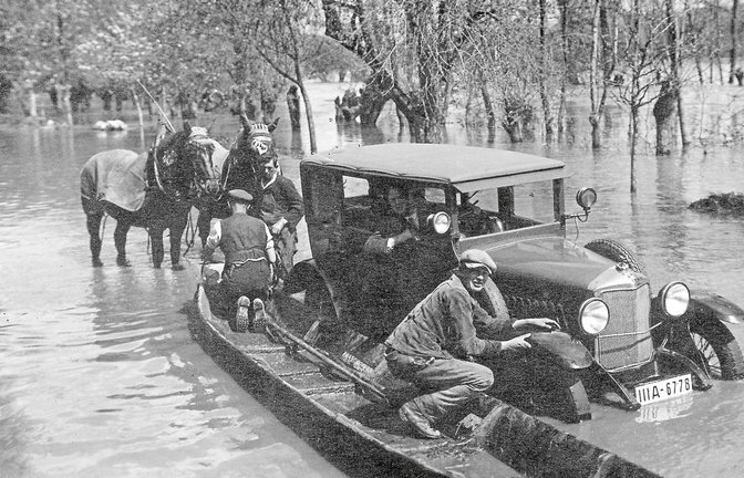 Mai 1931, Hochwasser zwischen Bissingen und Untermberg.  Foto. Hartlaub
