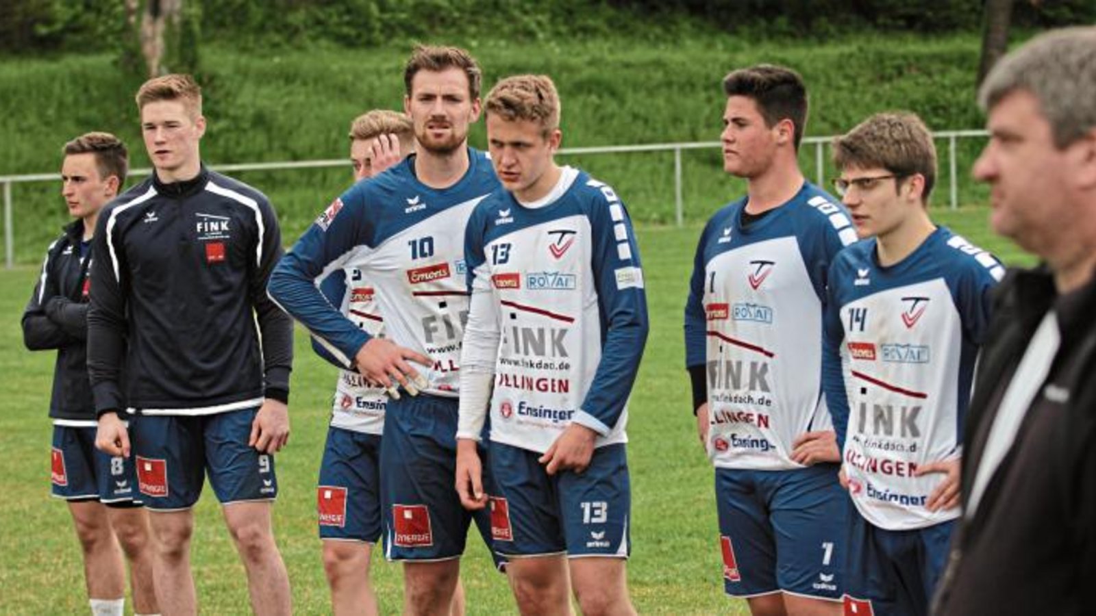 Mäßig begeistertete TVV-Faustballer gab es auch gestern in Salzburg. Foto: Archiv/Nachreiner