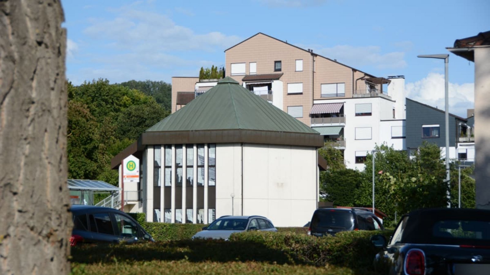 Ein Investor möchte 50 Wohnungen auf dem Grundstück der neuapostolischen Kirche in Altbach bauen.Philipp Braitinger Ein Investor möchte 50 Wohnungen auf dem Grundstück der neuapostolischen Kirche in Altbach bauen.Philipp Braitinger