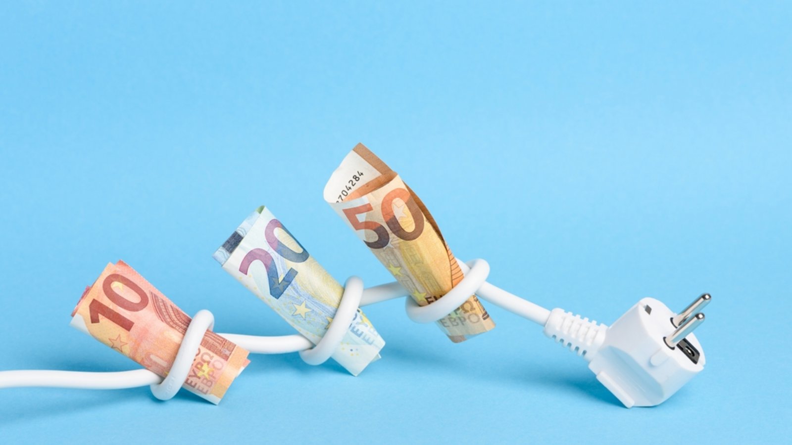 So unterscheiden sich die Strompreise in unseren Nachbarländern.Foto: nevodka / shutterstock.com So unterscheiden sich die Strompreise in unseren Nachbarländern.Foto: nevodka / shutterstock.com