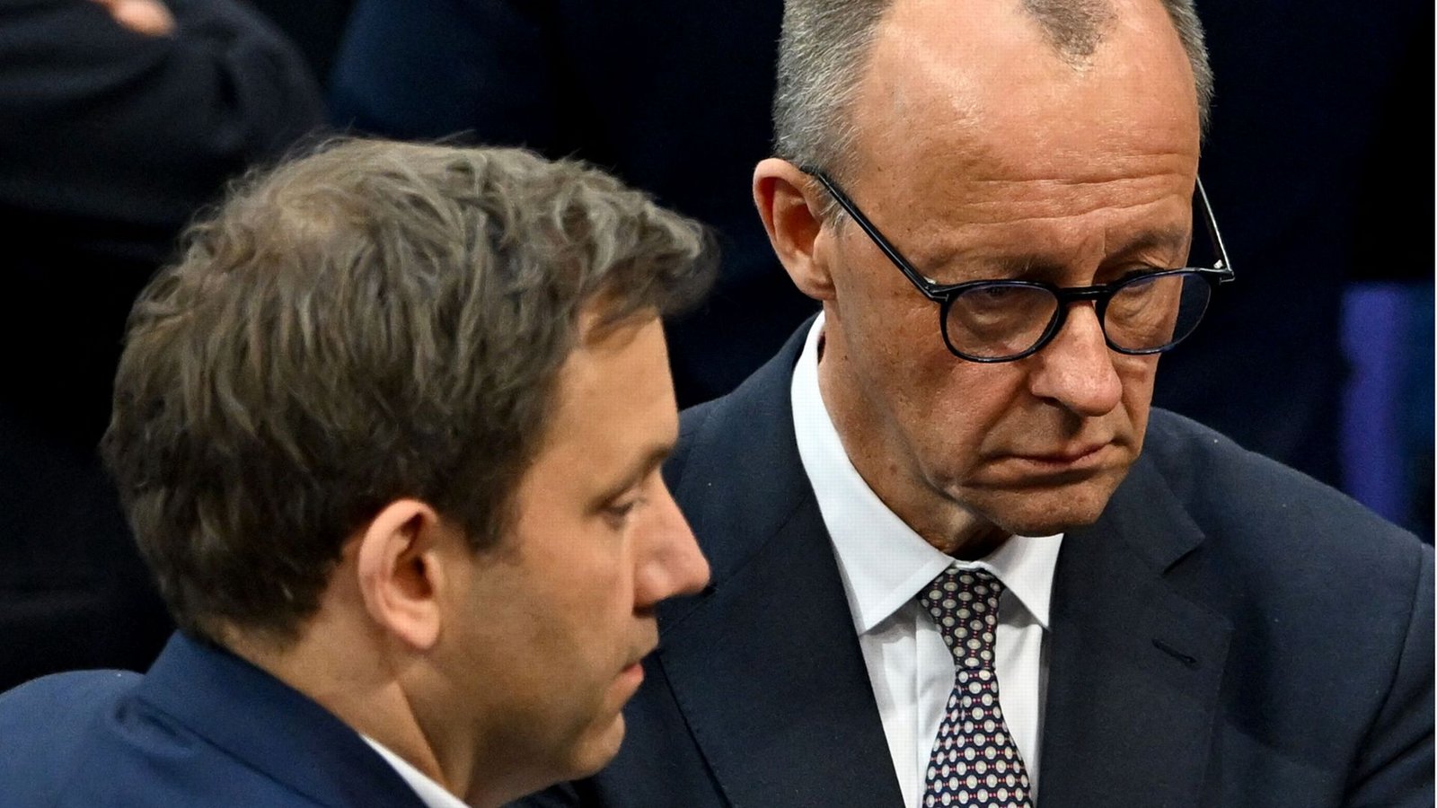 Sie müssen sich einig werden: SPD-Chef Lars Klingbeil (li.) und Unionskanzlerkandidat Friedrich Merz.Foto: AFP/RALF HIRSCHBERGER Sie müssen sich einig werden: SPD-Chef Lars Klingbeil (li.) und Unionskanzlerkandidat Friedrich Merz.Foto: AFP/RALF HIRSCHBERGER