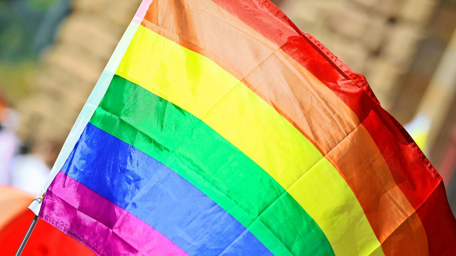 Im Zeichen des Regenbogens zieht die CSD-Demo am 26. Juli durch die Stuttgarter Innenstadt.Foto: imago/Müller-Stauffenberg Im Zeichen des Regenbogens zieht die CSD-Demo am 26. Juli durch die Stuttgarter Innenstadt.Foto: imago/Müller-Stauffenberg