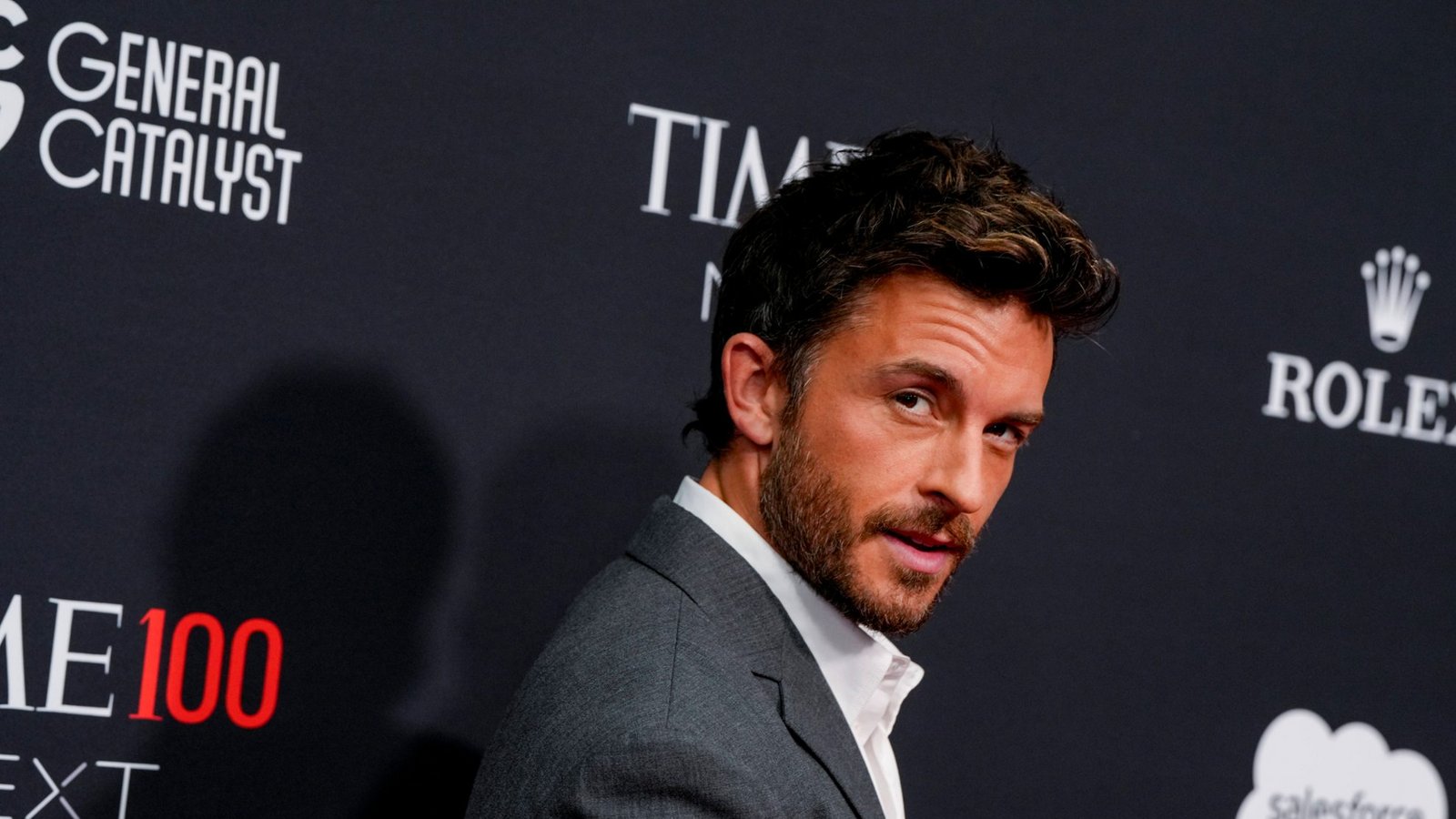 Jonathan Bailey ist der Sexiest Man Alive 2025.Foto: IMAGO / Avalon.red Jonathan Bailey ist der Sexiest Man Alive 2025.Foto: IMAGO / Avalon.red