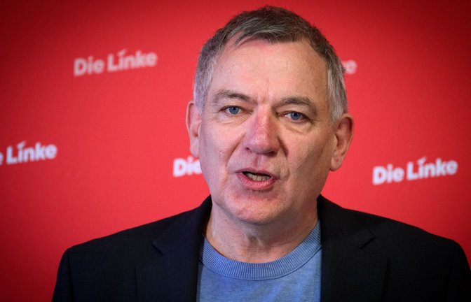 Jan van Aken hat seinen Rückzug vom Parteivorsitz angekündigt. (Archivbild)<span class='image-autor'>Foto: Bernd von Jutrczenka/dpa</span>