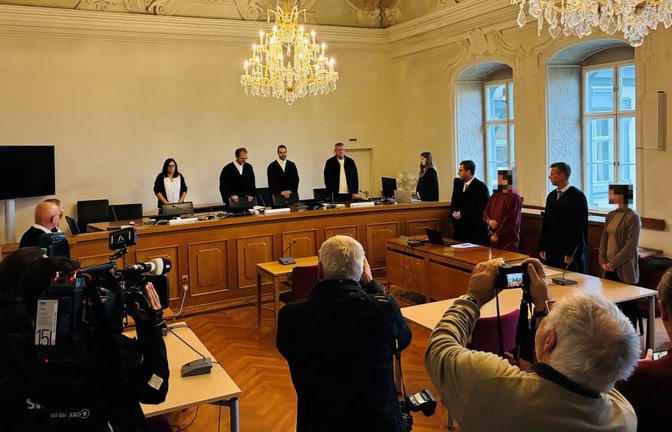 Prozessauftakt vor dem Landgericht Ellwangen am Mittwoch. Es geht um schweren sexuellen Missbrauch von Kindern. Auf der Anklagebank: die Eltern.<span class='image-autor'>Jens Sitarek</span>
