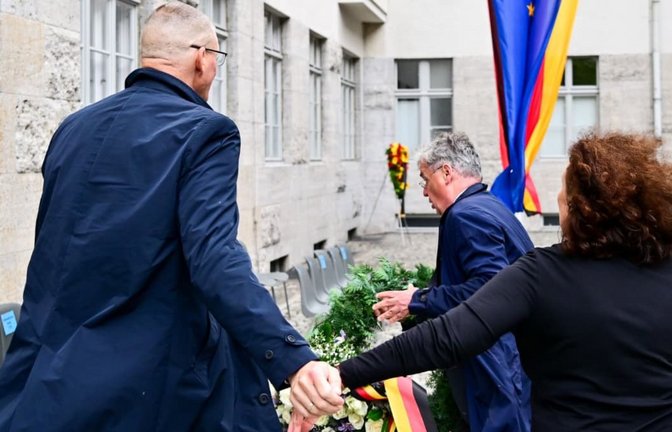 Bei der Gedenkveranstaltung der Bundesregierung zum Jahrestag des gescheiterten Stauffenberg-Attentats kam es zum Eklat um einen Kranz der AfD.<span class='image-autor'>Sebastian Christoph Gollnow/dpa</span>