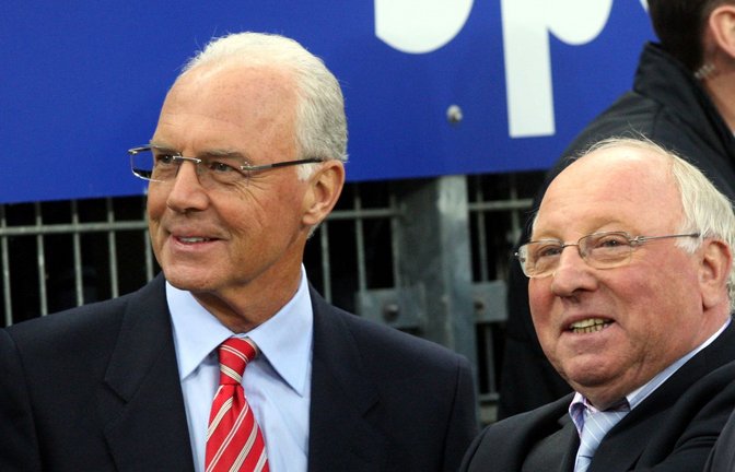 Franz Beckenbauer und Uwe Seeler spielten unter anderem bei den WM-Turnieren 1966 und 1970 zusammen.<span class='image-autor'>Foto: Kay Nietfeld/dpa/Archivbild</span>