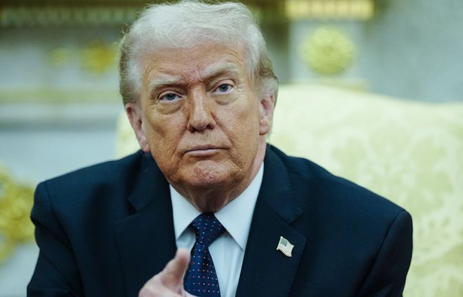 Trump hat sich mit Vertretern der US-Rüstungsbranche getroffen. (Archivbild)<span class='image-autor'>Foto: Kay Nietfeld/dpa</span>
