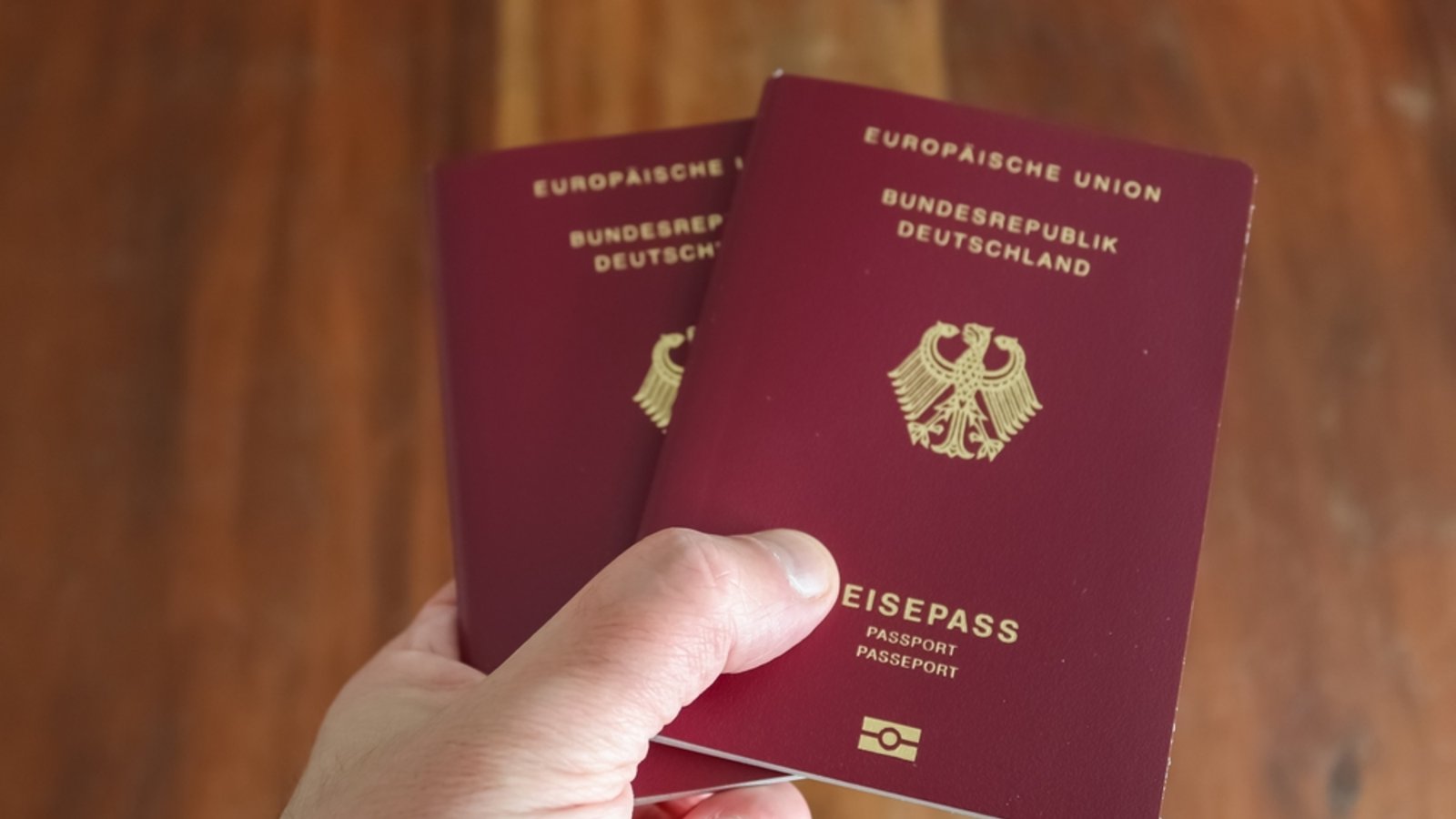 Der Reisepass allein genügt bald nicht mehr.Foto: MP_Foto / shutterstock.com Der Reisepass allein genügt bald nicht mehr.Foto: MP_Foto / shutterstock.com