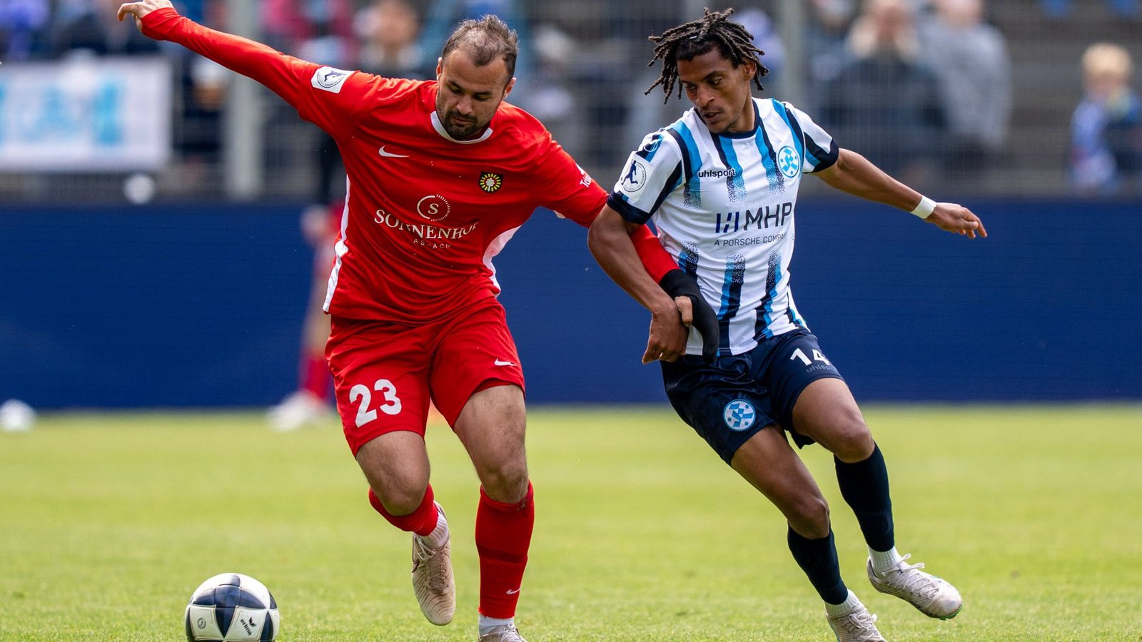 Melkamu Frauendorf und die Kickers wollen gegen Großaspach feiern.Foto: IMAGO/kolbert-press Melkamu Frauendorf und die Kickers wollen gegen Großaspach feiern.Foto: IMAGO/kolbert-press