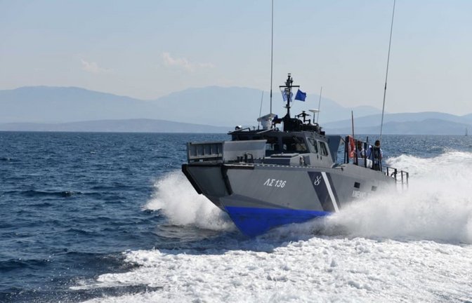 Ein Boot der griechischen Küstenwache. (Archivbild)<span class='image-autor'>-/Griechische Küstenwache/dpa</span>