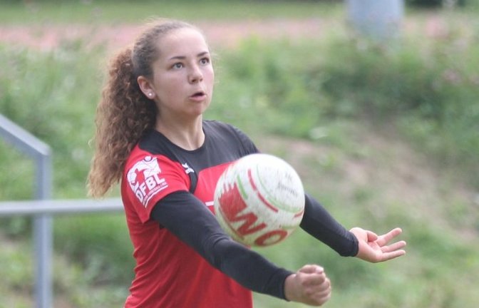 Jugendfaustball, Faustball, Saison 2021, weibliche U18 Feld, süddeutsche Meisterschaft, TV Vaihingen, Leoni Modenese