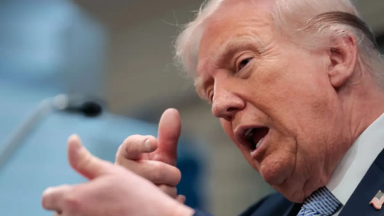 Immer wieder kommen Iran-Drohungen und anschließende Rückzieher von Donald Trump (Symbolbild/Archiv).AFP Immer wieder kommen Iran-Drohungen und anschließende Rückzieher von Donald Trump (Symbolbild/Archiv).AFP