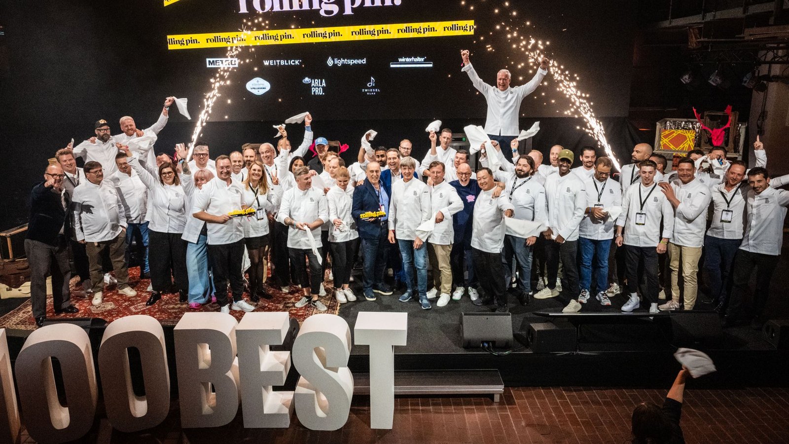 Grund zur Freude: die 100 Best Chefs wurden ausgezeichnet.Foto: rp Grund zur Freude: die 100 Best Chefs wurden ausgezeichnet.Foto: rp