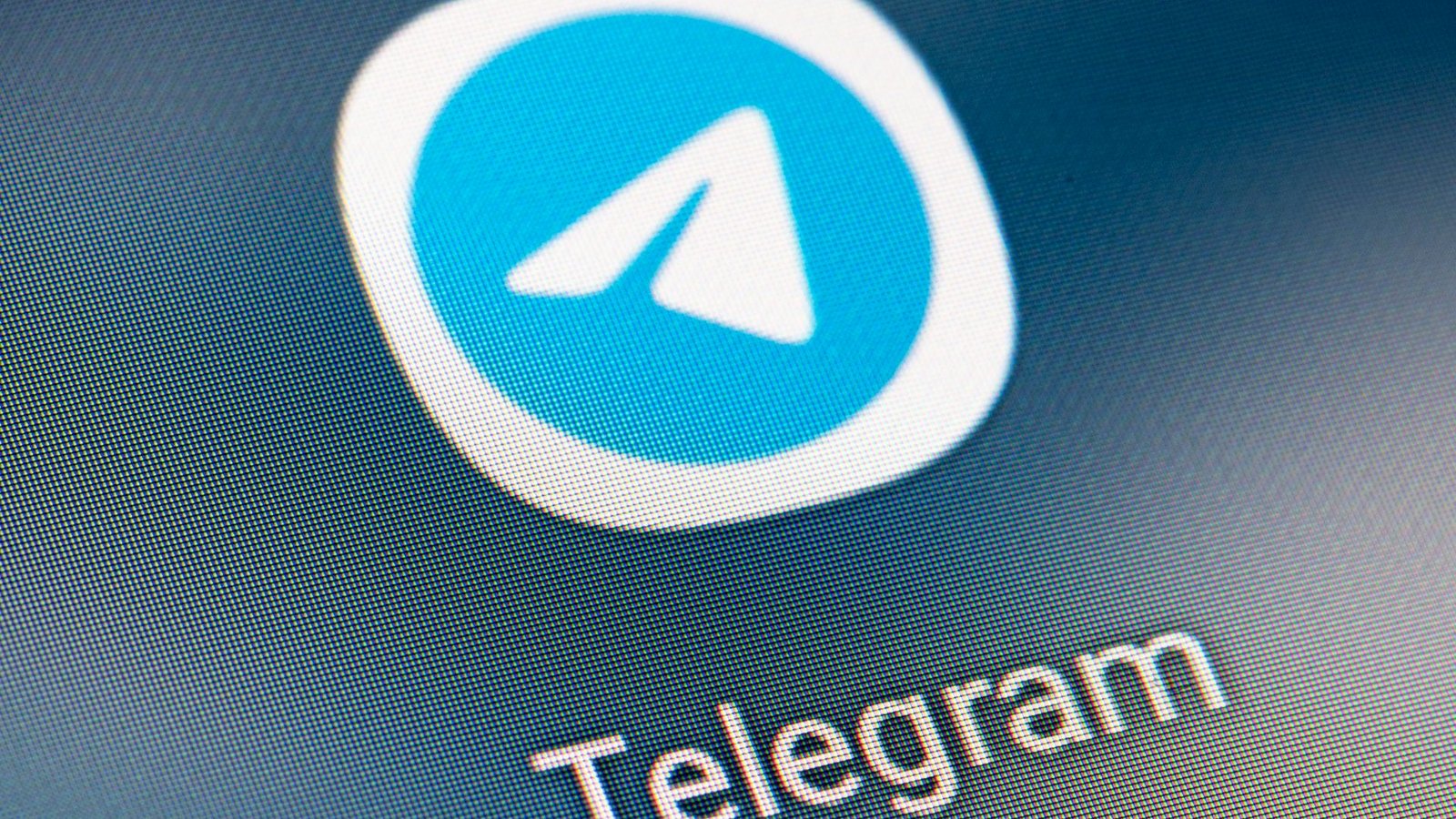 Die Justiz in Spanien hat die Nachrichten-App Telegram vorübergehend landesweit gesperrt.Foto: Fabian Sommer/dpa