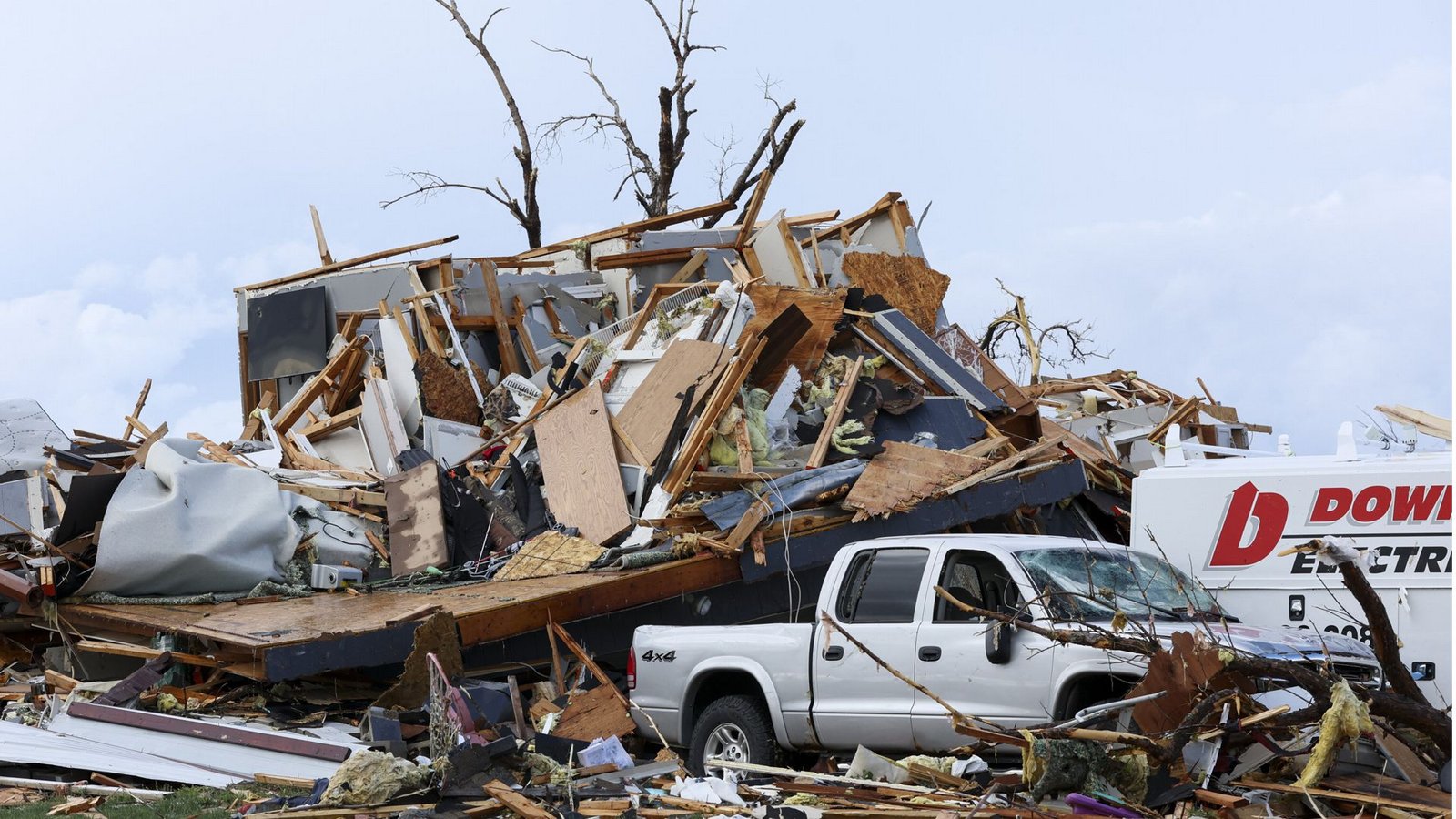 Tornados richteten im Mittleren Westen der USA große Schäden an.Foto: dpa/Nikos Frazier