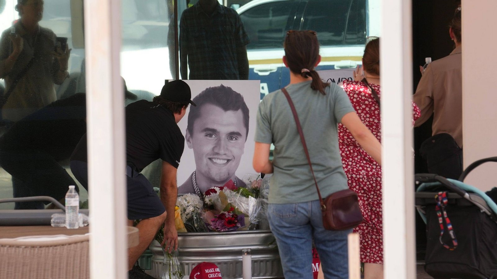 Nach dem Attentat auf den rechten US-Aktivisten Charlie Kirk haben Ermittler nach eigenen Angaben die Tatwaffe gefunden.Foto: IMAGO/Imagn Images/IMAGO/Joe Rondone/The Republic Nach dem Attentat auf den rechten US-Aktivisten Charlie Kirk haben Ermittler nach eigenen Angaben die Tatwaffe gefunden.Foto: IMAGO/Imagn Images/IMAGO/Joe Rondone/The Republic