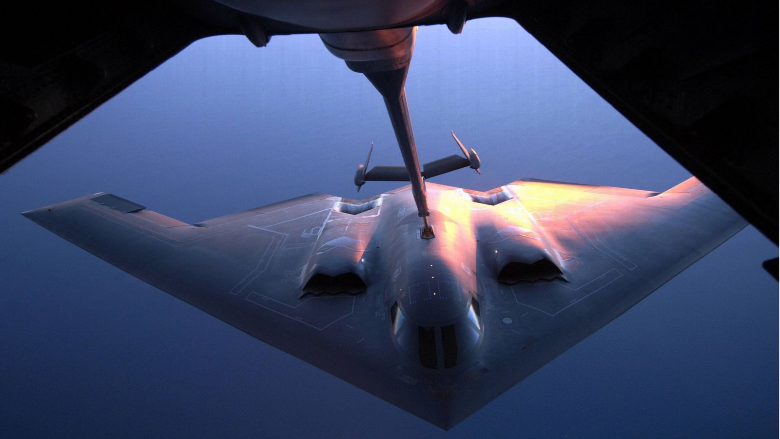 Ein US Air Force B-2 Spirit Stealth Bomber während der Luft-Betankung über Australien (Archivfoto).Foto: Imago/UPI Photo Ein US Air Force B-2 Spirit Stealth Bomber während der Luft-Betankung über Australien (Archivfoto).Foto: Imago/UPI Photo