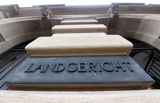 Unter anderem ein Richter ist vom Landgericht Karlsruhe verurteilt worden.<span class='image-autor'>Foto: dpa/Uli Deck</span>