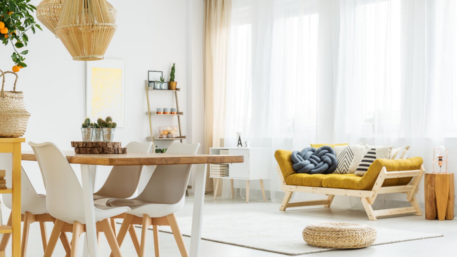 Erfahren Sie 21 Tipps, wie man einfach, schnell und vor allem stressfrei die Wohnung ausmisten und entrümpeln kann.Foto: Photographee.eu / Shutterstock.com Erfahren Sie 21 Tipps, wie man einfach, schnell und vor allem stressfrei die Wohnung ausmisten und entrümpeln kann.Foto: Photographee.eu / Shutterstock.com