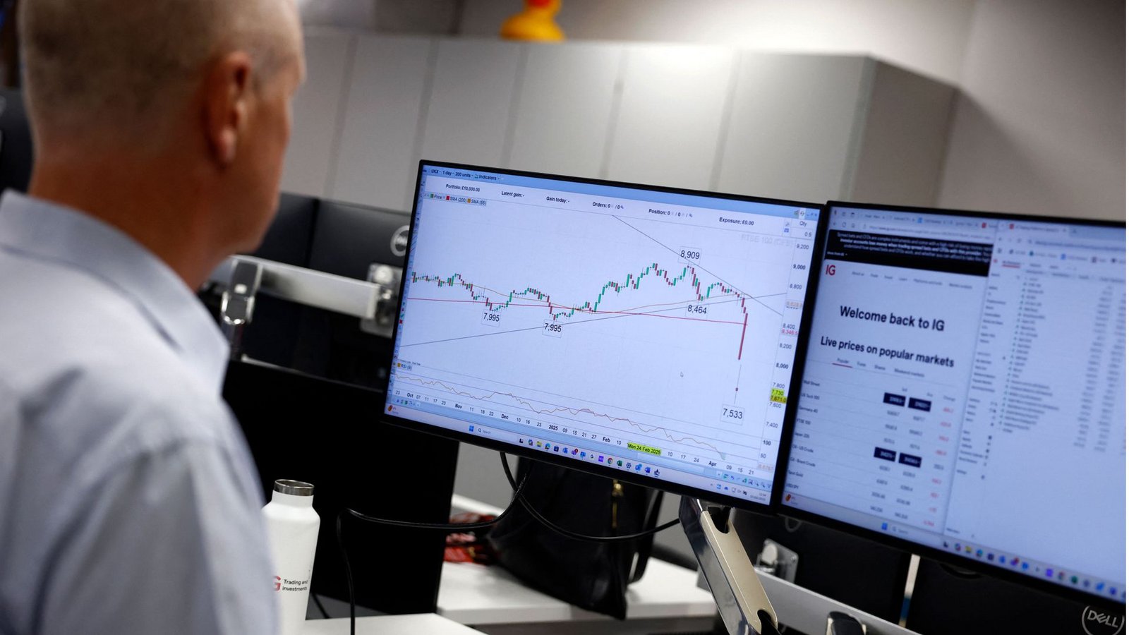 Donald Trump schickt mit seiner Zoll-Orgie die Börse auf Talfahrt. In der ganzen Welt versuchen auch Regierungen der Entwicklung gegenzusteuern – manche entscheiden sich für eine engere Zusammenarbeit.Foto: AFP/BENJAMIN CREMEL Donald Trump schickt mit seiner Zoll-Orgie die Börse auf Talfahrt. In der ganzen Welt versuchen auch Regierungen der Entwicklung gegenzusteuern – manche entscheiden sich für eine engere Zusammenarbeit.Foto: AFP/BENJAMIN CREMEL