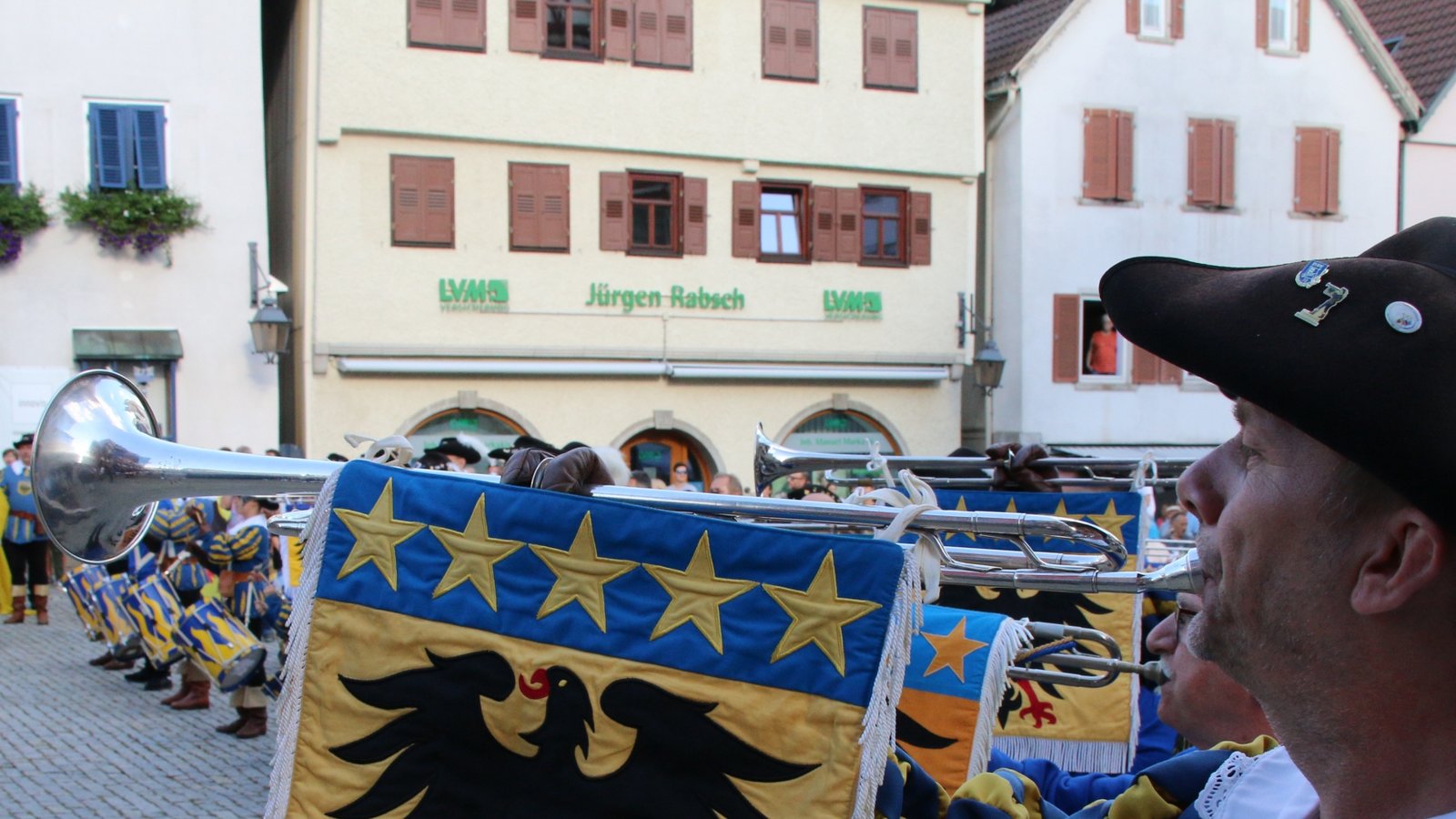 Der Fanfarenzug des Musikvereins Markgröningen ist 50 Jahre alt. Der Fanfarenzug des Musikvereins Markgröningen ist 50 Jahre alt.