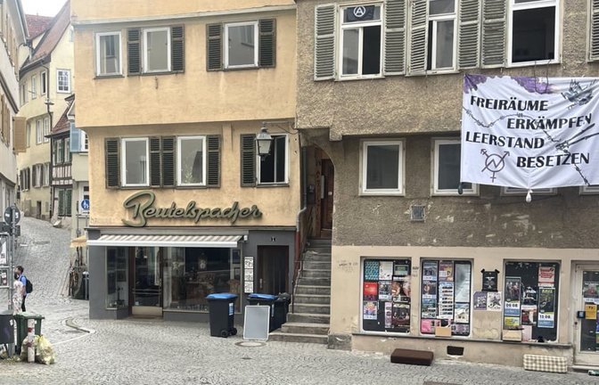 Seit Ende Juli ist ein altes Haus in der Tübinger Altstadt besetzt.<span class='image-autor'>Moritz Siebert</span>