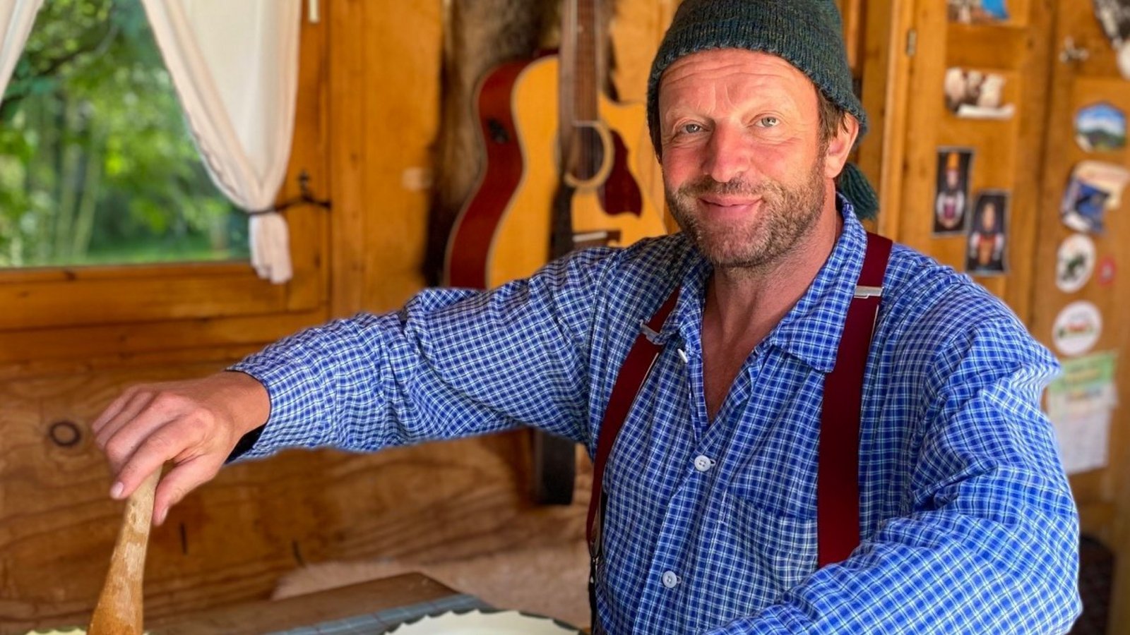 Es ist angerichtet: Martin Wangler kommt mit „Land in Sicht“ in der Rolle des Fidelius Waldvogel nach Ochsenbach. Foto: p Es ist angerichtet: Martin Wangler kommt mit „Land in Sicht“ in der Rolle des Fidelius Waldvogel nach Ochsenbach. Foto: p