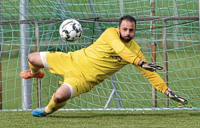 Rocco Velardi hat monatelang den Platz von Stammkeeper Tobias Linder im Kleinglattbacher Tor übernommen – und ihn nach dessen Rückkehr auch wieder geräumt. Foto: Leitner