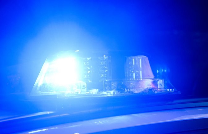 Vier Menschen befinden sich in kritischem Zustand (Symbolbild).<span class='image-autor'>Foto: Julian Stratenschulte/dpa</span>