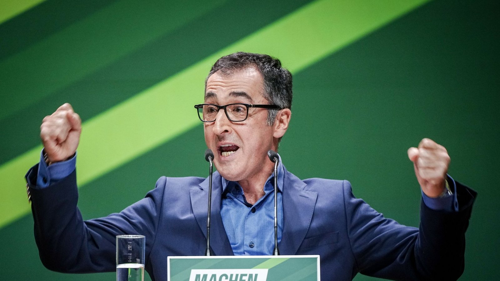 Der frühere Bundesvorsitzende der Grünen, Cem Özdemir, bewirbt sich für die Spitzenkandidatur bei der Landtagswahl 2026.Foto: dpa/Kay Nietfeld Der frühere Bundesvorsitzende der Grünen, Cem Özdemir, bewirbt sich für die Spitzenkandidatur bei der Landtagswahl 2026.Foto: dpa/Kay Nietfeld