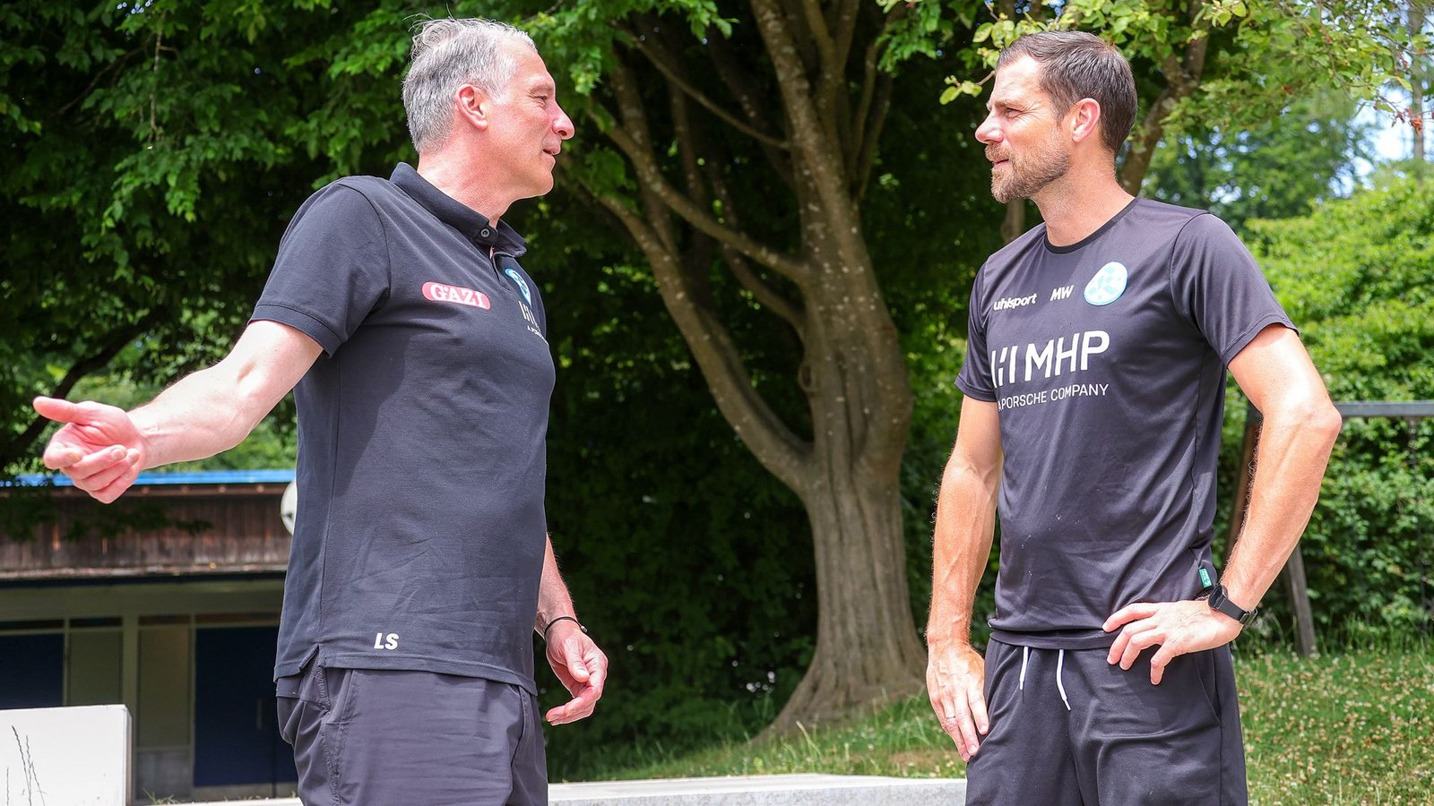 Getrennte Wege am Saisonende: Sport-Geschäftsführer Lutz Siebrecht, Marco Wildersinn (re.).Foto: Pressefoto Baumann Getrennte Wege am Saisonende: Sport-Geschäftsführer Lutz Siebrecht, Marco Wildersinn (re.).Foto: Pressefoto Baumann