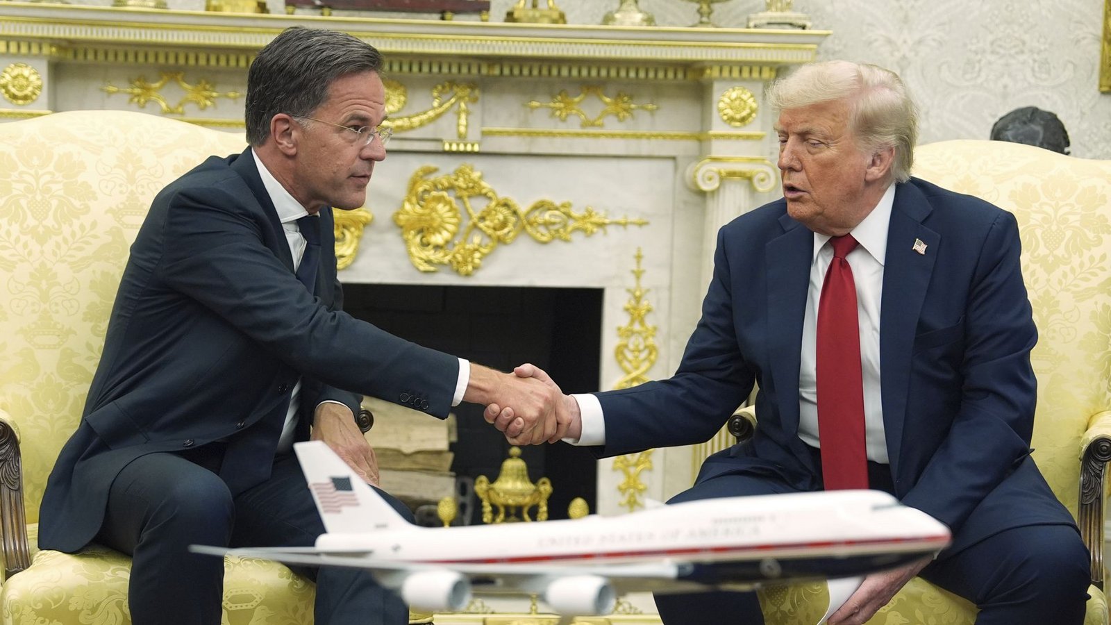 Nato-Generalsekretär Rutte und US-Präsident Trump am Montag in Washington.Foto: AP/dpa/Evan Vucci
