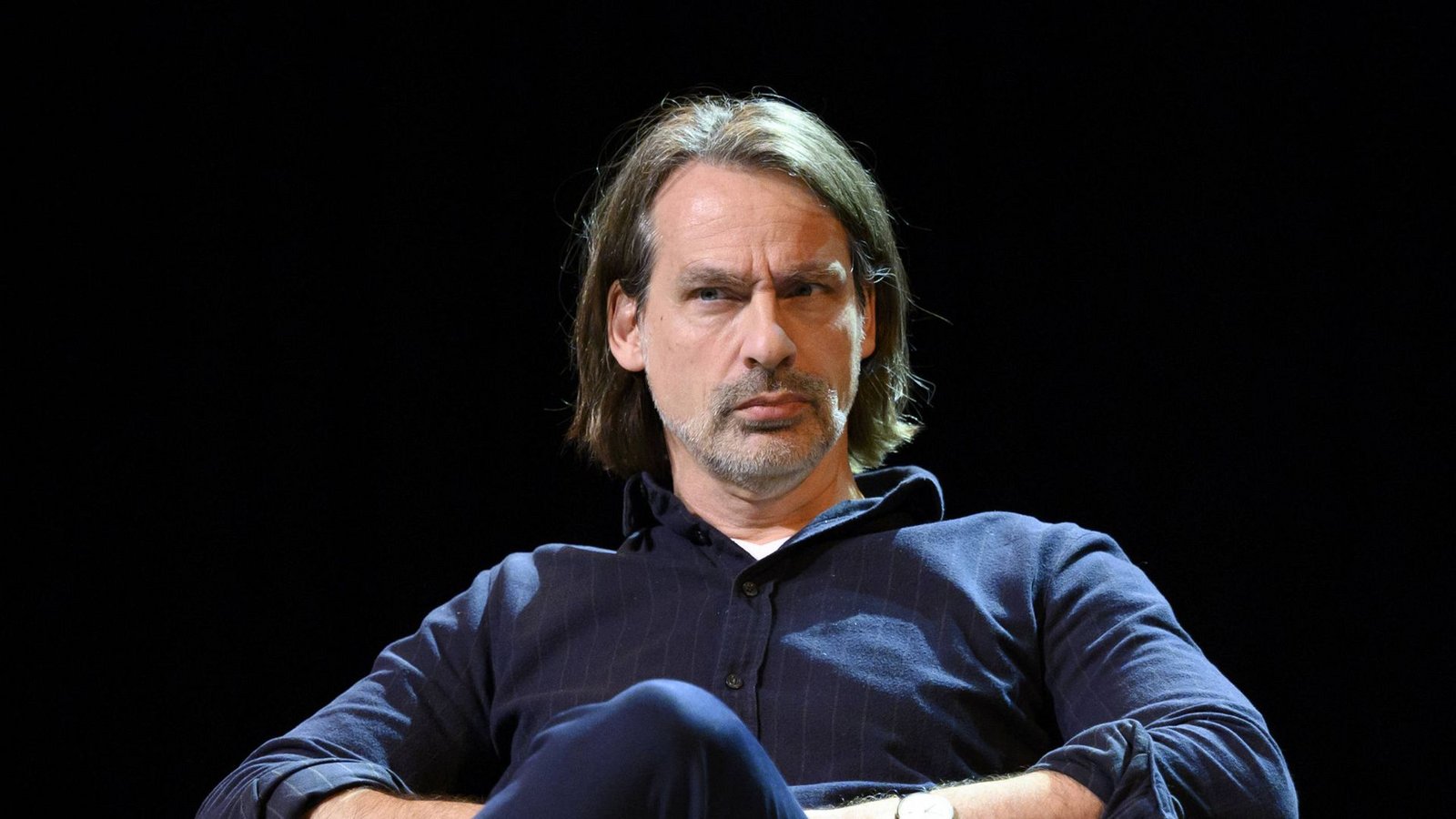 Richard David Precht hat mit seinen Äußerungen über orthodoxe Juden heftige Kritik auf sich gezogen.Foto: IMAGO/Panama Pictures/IMAGO/Dwi Anoraganingrum