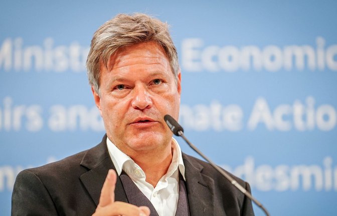 Verteidigt Prämie für Langzeitarbeitslose, die sich einen Job suchen: Wirtschaftsminister Robert Habeck (Grüne).<span class='image-autor'>Foto: dpa/Kay Nietfeld</span>