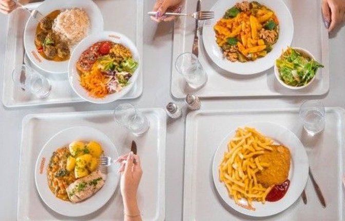 In den Mensen in Deutschland gibt es immer mehr veganes Essen. Fleisch und Fisch ist aber weiterhin im Angebot.<span class='image-autor'>Seezeit Studierendenwerk Bodensee</span>