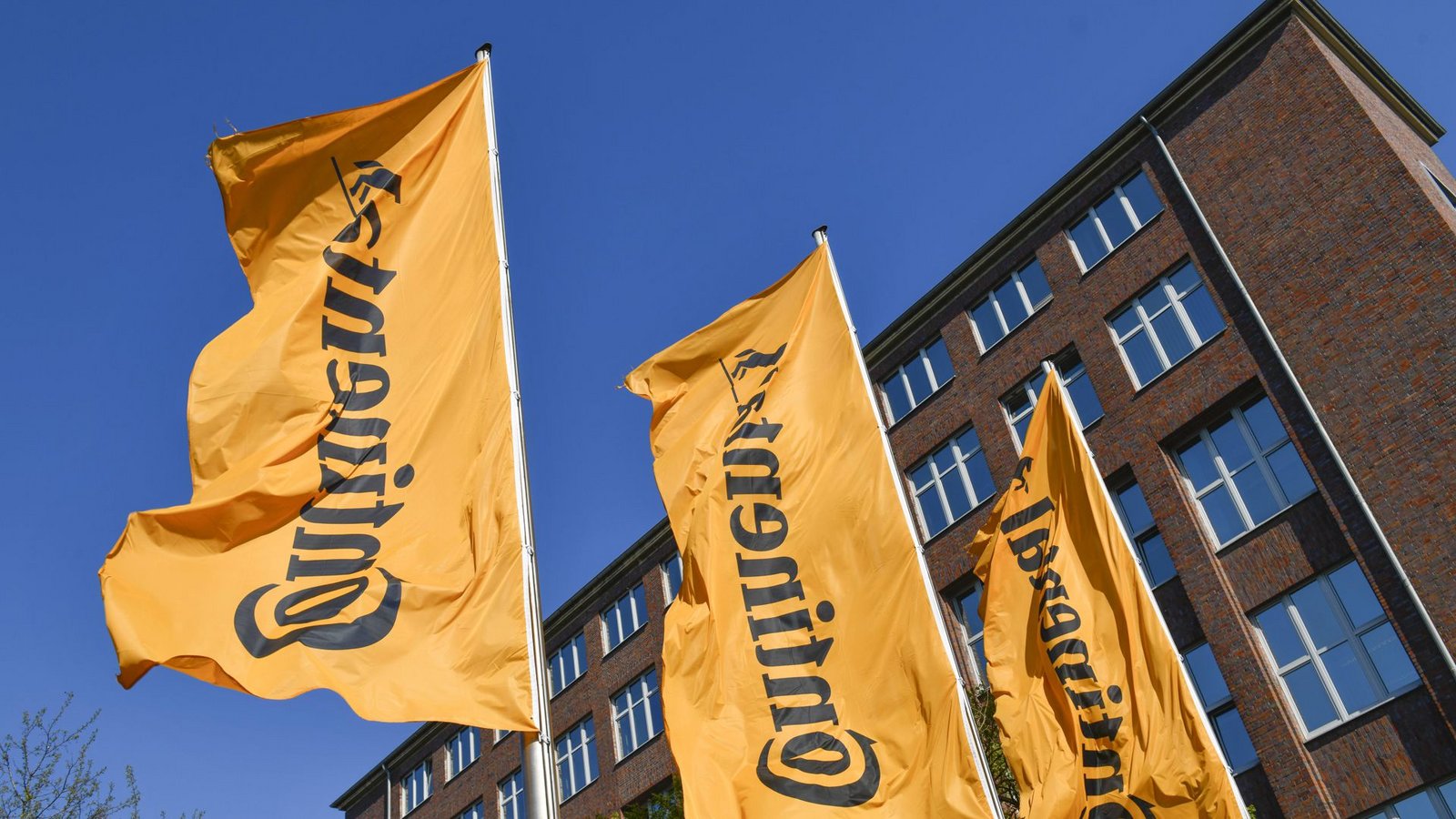 Der Autozulieferer und Reifenhersteller Continental will seine kränkelnde Autozuliefersparte mit tausenden Stellenstreichungen wieder rentabel machen.Foto: imago/Schöningg Der Autozulieferer und Reifenhersteller Continental will seine kränkelnde Autozuliefersparte mit tausenden Stellenstreichungen wieder rentabel machen.Foto: imago/Schöningg