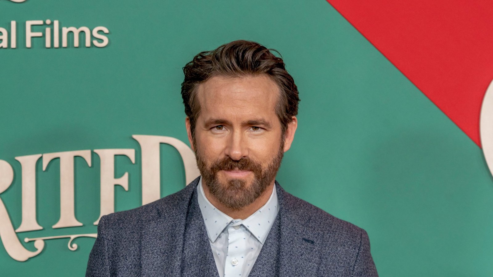 Gehört zu den bekanntesten Schauspielern in der aktuellen Zeit: Ryan Reynolds.Foto: Ron Adar / shutterstock.com Gehört zu den bekanntesten Schauspielern in der aktuellen Zeit: Ryan Reynolds.Foto: Ron Adar / shutterstock.com