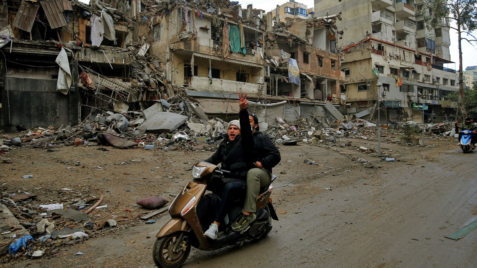 Teile von Beirut sind zerstört – doch die Waffenruhe zwischen der Hisbollah und Israel bedeutet das Ende eines Albtraums für die Libanesen.Foto: dpa/Marwan Naamani