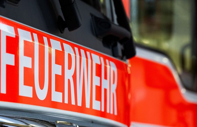 Nach einem Flächenbrand in Rottenburg (Kreis Tübingen) ist eine Leiche entdeckt worden (Symbolfoto).<span class='image-autor'>Foto: Soeren Stache/dpa</span>