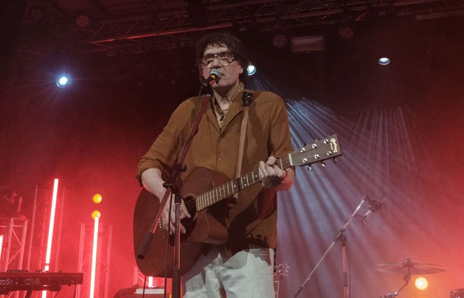 Frank Spilker mittendrin: Die Sterne beim Konzert in Stuttgart<span class='image-autor'>Foto: Lichtgut/Philip Mallmann</span>