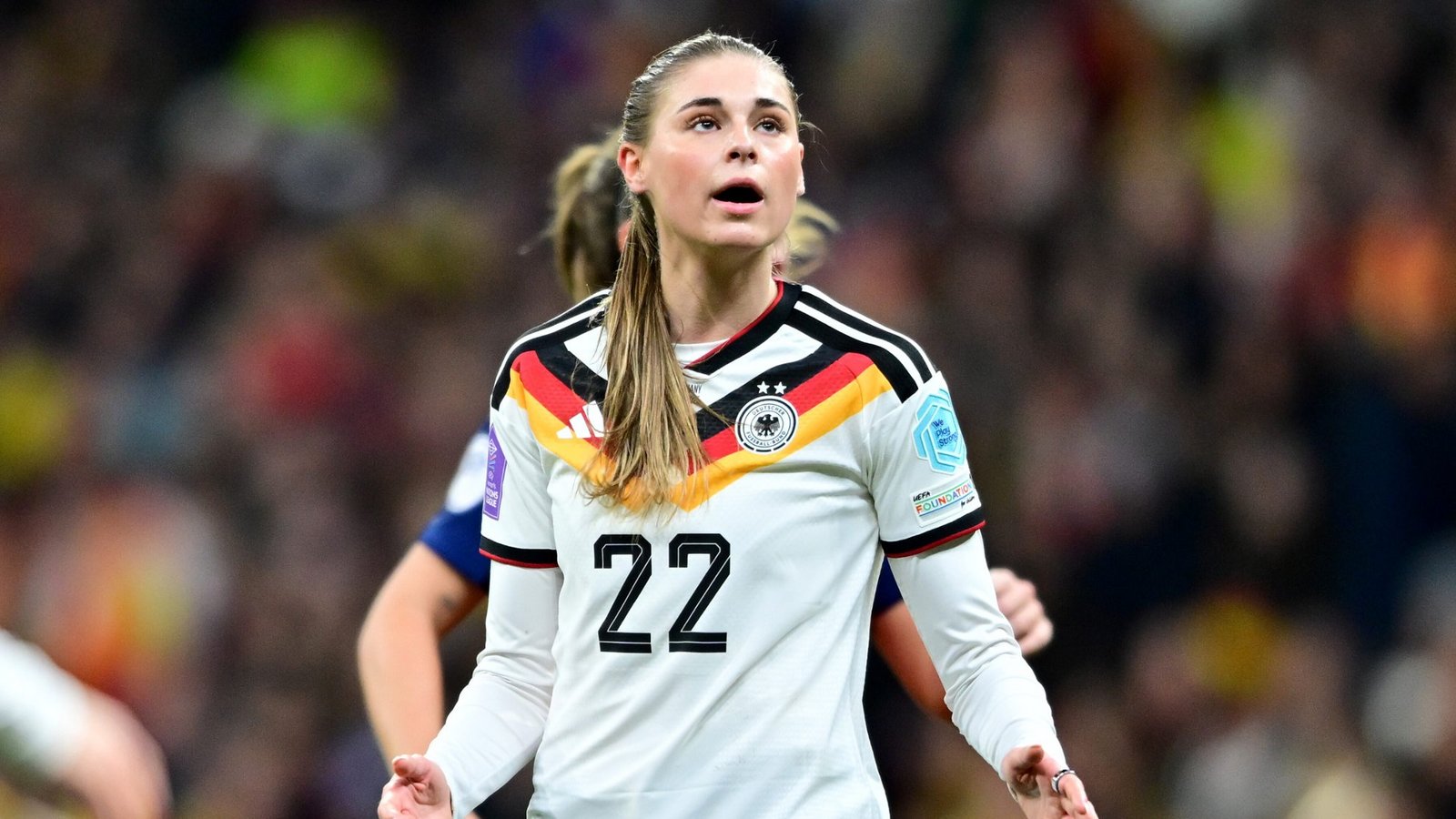 Jule Brand und die deutsche Nationalmannschaft der Frauen spielen in der WM-Qualifikation gegen Slowenien.Foto: picture alliance/dpa | Sebastian Christoph Gollnow