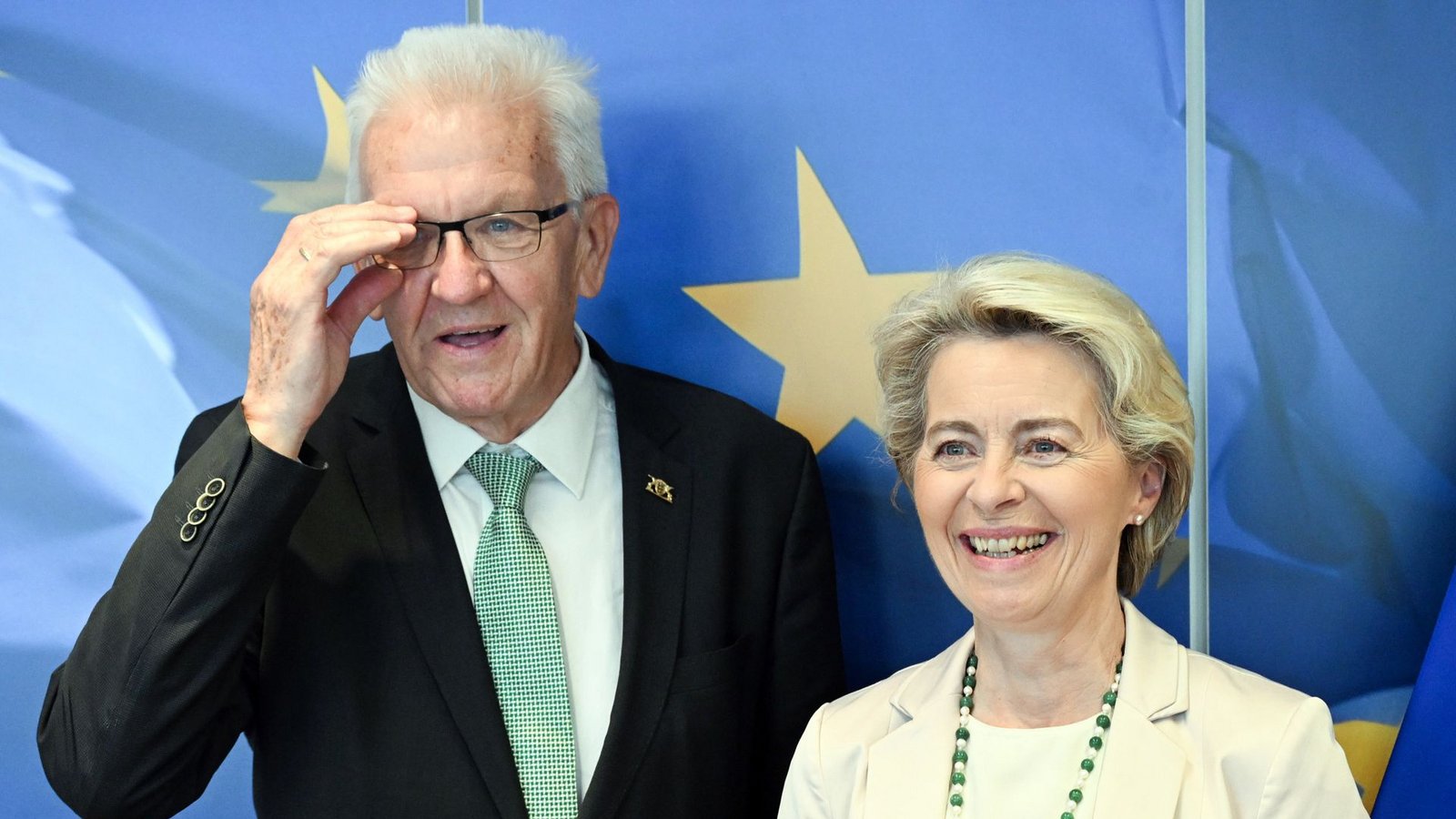 Ministerpräsident Winfried Kretschmann (Grüne) reist regelmäßig nach Brüssel. Im Juli 2022 traf er auf Kommissionspräsidentin Ursula von der Leyen.Foto: dpa/Federico Gambarini Ministerpräsident Winfried Kretschmann (Grüne) reist regelmäßig nach Brüssel. Im Juli 2022 traf er auf Kommissionspräsidentin Ursula von der Leyen.Foto: dpa/Federico Gambarini