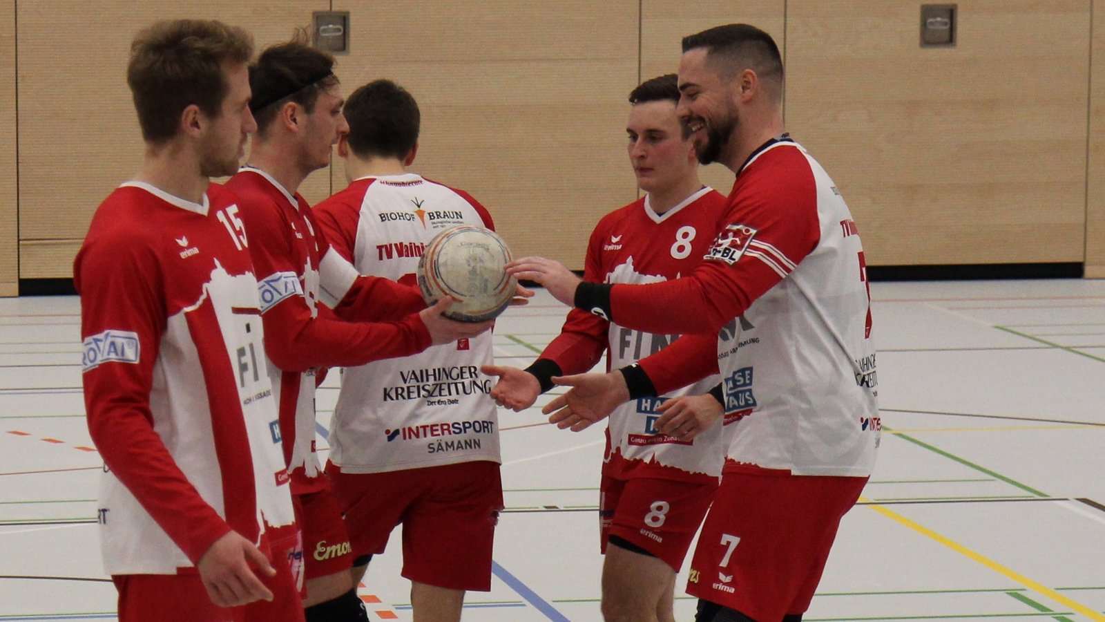 Mit einem Doppelspieltag und zwei schwierigen Aufgaben starten die Faustballer des TV Vaihingen ins neue Jahr.  Foto: Dittrich