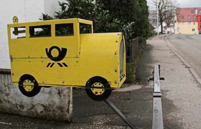 In Hohenhaslach bringt der Postbote die Briefe sicher gern.  Foto: Banholzer