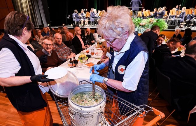 Das Fischsuppenessen gehört zu den Traditionsveranstaltungen in Böblingen.<span class='image-autor'>Eibner-Pressefoto/Roger Buerke/Archiv</span>