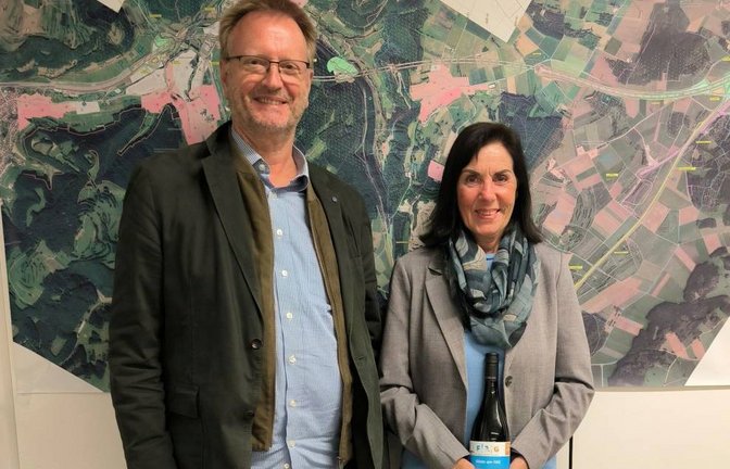 Schulleiter Stephan Damp und Ulrike Conle. p