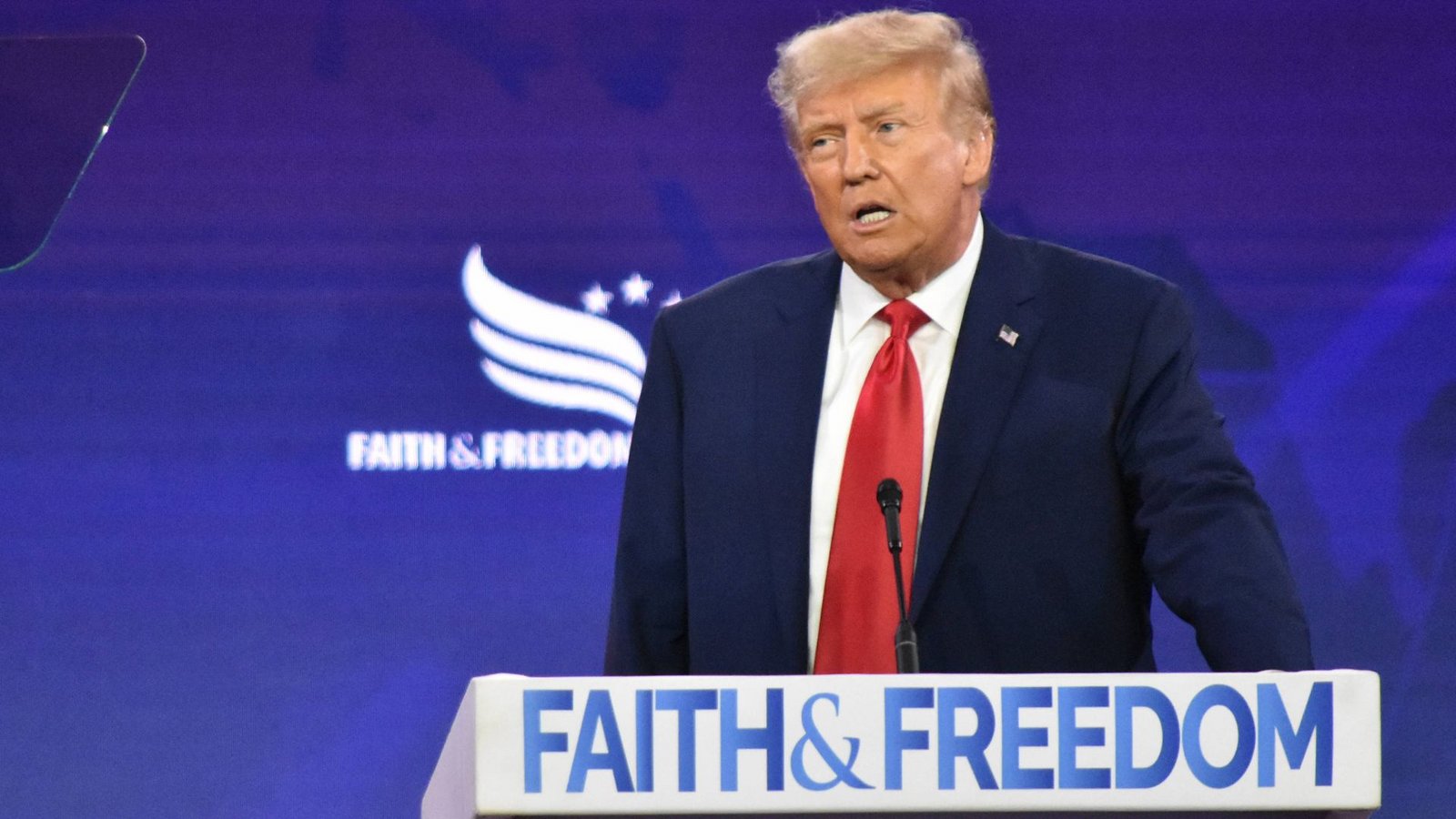 Donald Trump spricht auch im Wahlkampf immer wieder über Religion.Foto: imago//Kyle Mazza Donald Trump spricht auch im Wahlkampf immer wieder über Religion.Foto: imago//Kyle Mazza